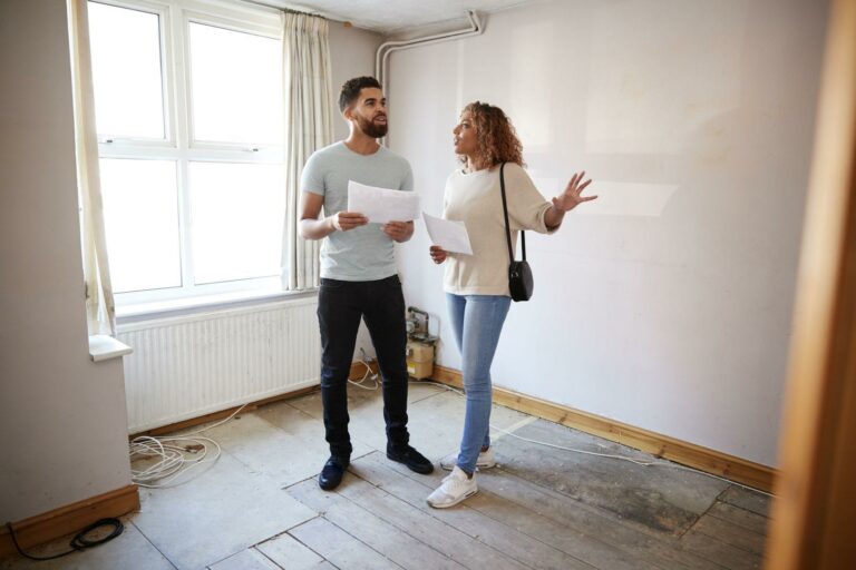 État d’une maison avant rénovation à Toulouse